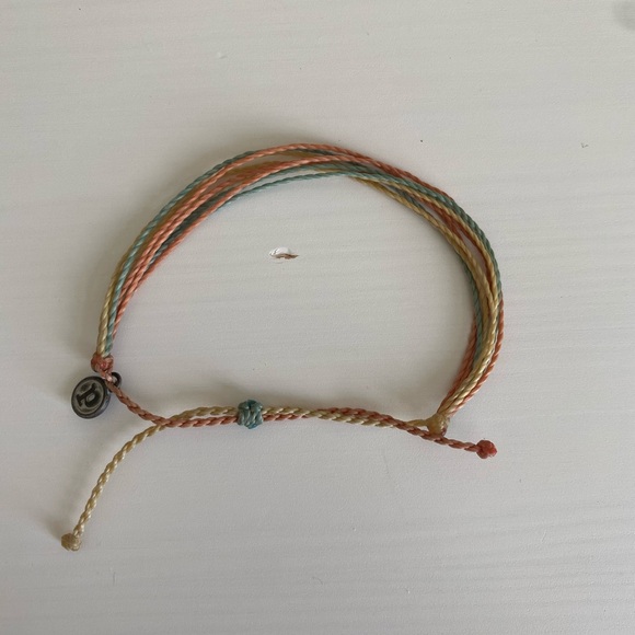 SOLD ON MERC@RI - Picture 2 of 7